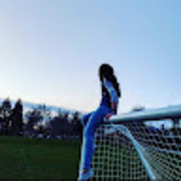 Meet your Posher, Jemmett - Picture 1 of 1